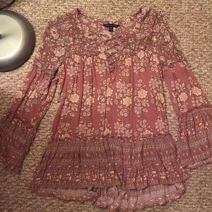 Light purple/pink boho style floral shirt